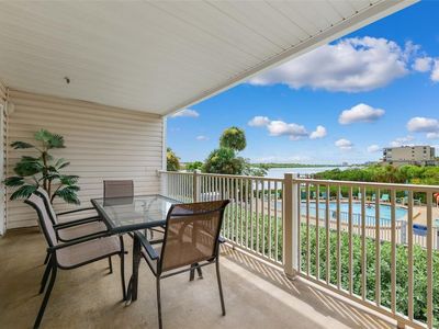 19811 Gulf Blvd APT 302