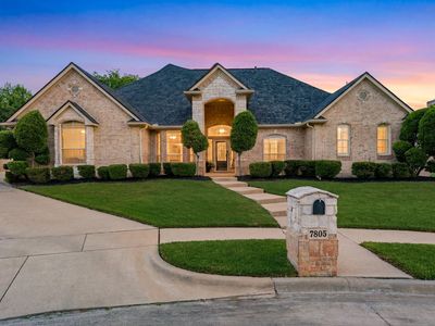 7805 Vineyard Ct