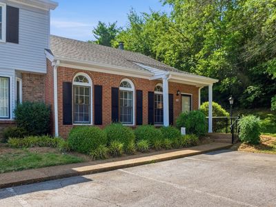 2131 Benton Hall Ct