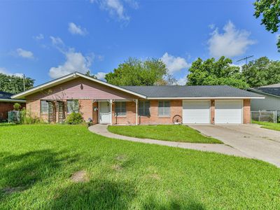 1904 Amy Dr