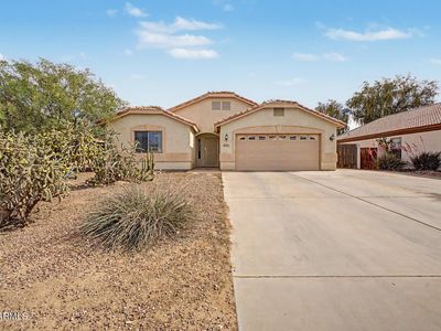 9051 W RAVEN Drive