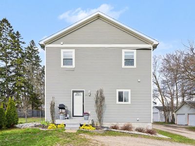 712 Barlow St