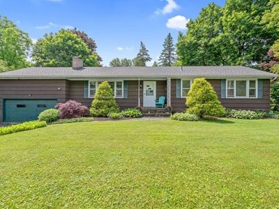99 Woodmancy Ln