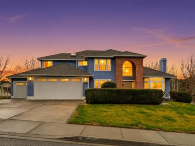 4202 S Irby Loop