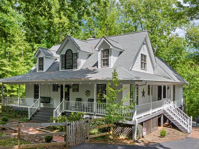 81 Lady Jane Ln