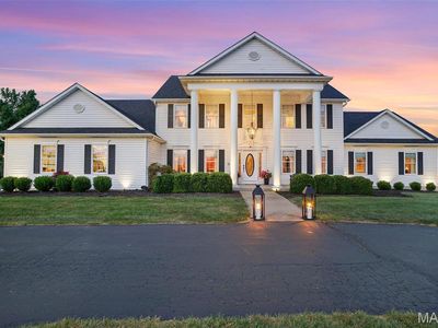 848 Golden Meadows Dr