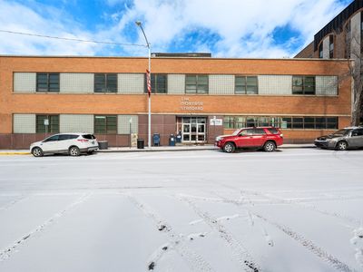 25 W Granite St