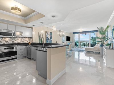 2650 Lake Shore Drive #302