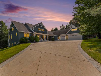 4732 Country View Dr