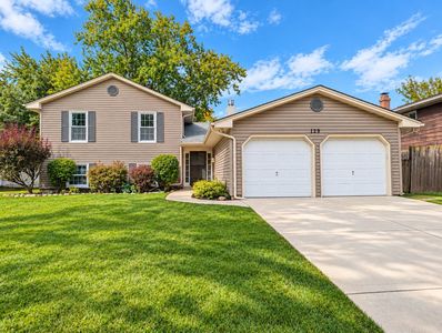 129 Newport Dr