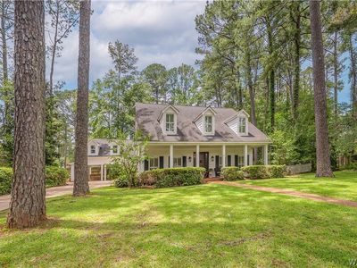 2400 Yorktown Dr