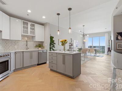 333 W Trade St Unit 1306