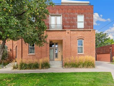 2501 Grove Street #102
