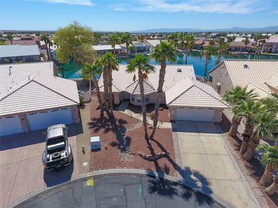 2068 E Lago Grande Bay