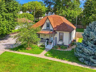 131 E 2nd St