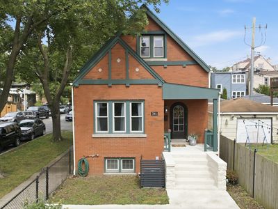 3141 N Richmond St