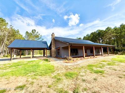 1066 Harmony Rd