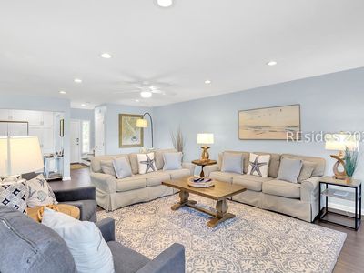 35 Carnoustie Rd APT 55
