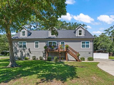 389 2nd Ave. S
