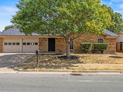 756 NW Charlyne Dr