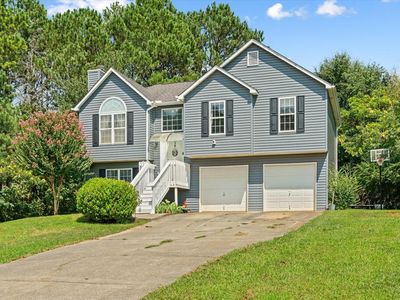 678 Shawn Ln