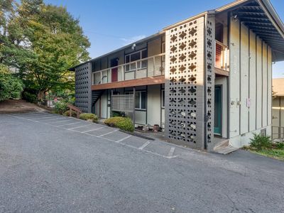 6737 SW 30th Ave APT B