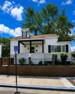 166 Gallup St