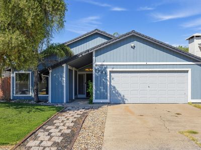 7905 Lichen Dr