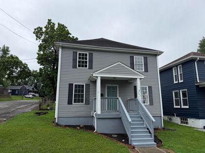 425 Jefferson Ave