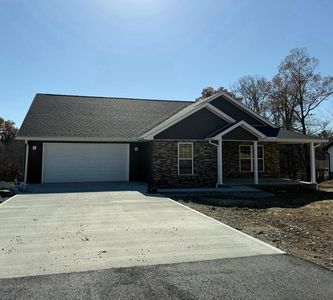 76 Emily Ln