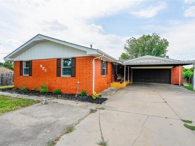 921 S Post Rd