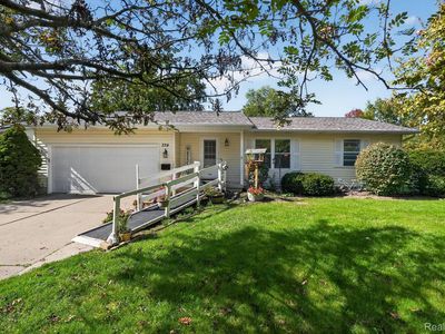 739 Surfwood Ln