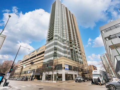 111 W Maple St APT 3110