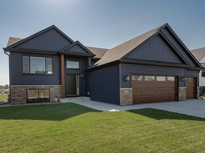 5502 Ridgeview Dr NW