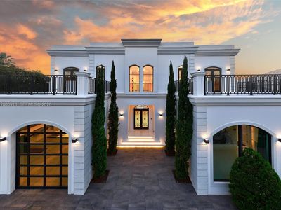 1239 Middle River Dr