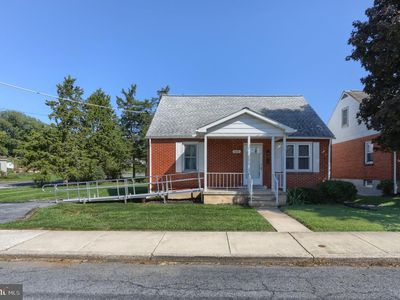 610 W 2nd St