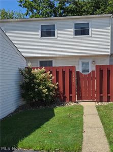 Property at 7444 Noble Ct, Mentor, OH