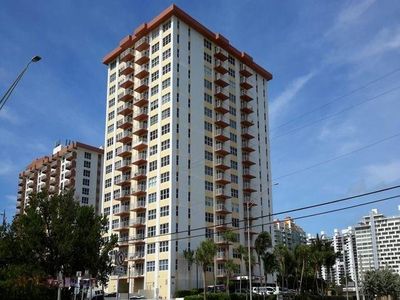 3000 E Sunrise Blvd #9A