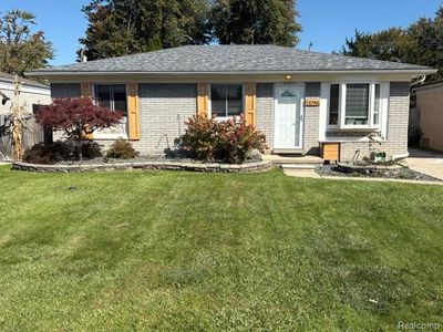 Property at 23255 Deanhurst St, Clinton Township, MI
