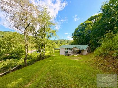 183 Carol Dr