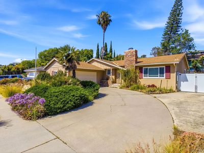6454 Del Cerro Blvd