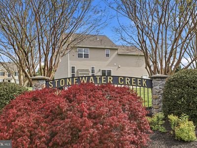 23 Rockville Dr
