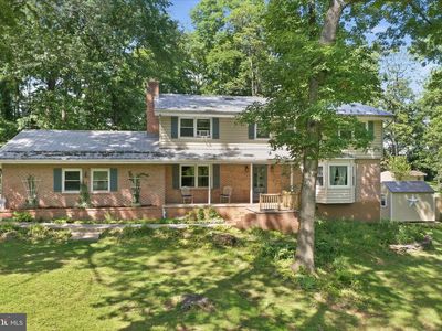 1084 Ridge Rd S
