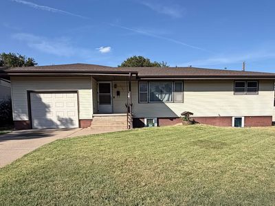 1131 Centennial Blvd