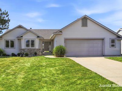 298 Creekside Dr