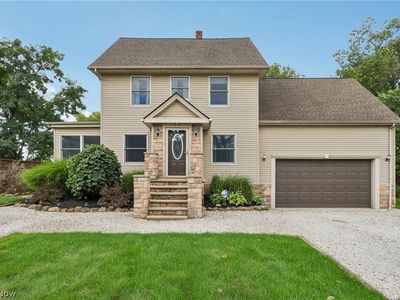 Property at 955 E Schaaf Rd, Brooklyn heights, OH