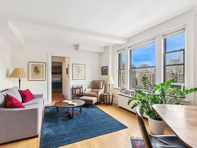 40 W 72nd St APT 165