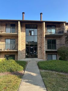 7238 Creekview Dr APT 8