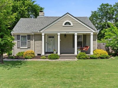 3686 Charleswood Ave