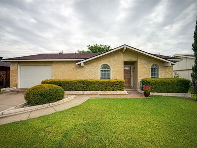 2916 Lockwood Dr